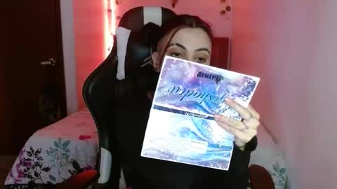 lia spicy   ig online show from December 19, 2025, 3:30 pm