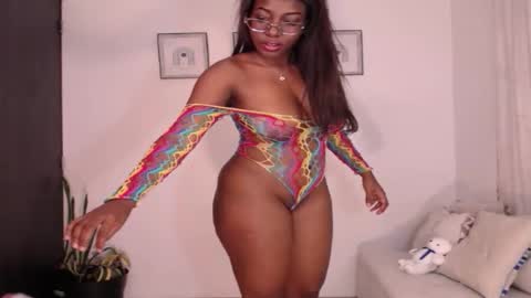 lia rouseyy online show from March 19, 2026, 4:27 am