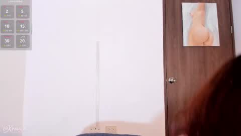 Snapshot of lia_rousse0 chatting on May 6, 2026, 9:31 pm Lia online show from May 6, 2026, 9:31 pm