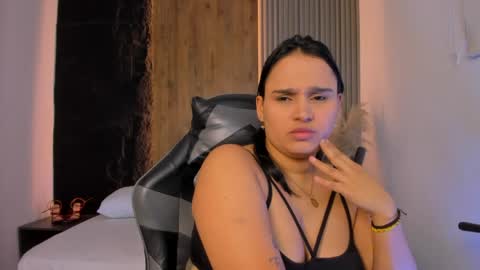 Snapshot of lia_sexx19 chatting on June 10, 2026, 2:12 am Lia online show from June 10, 2026, 2:12 am