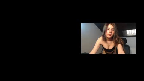 liaaa online show from July 27, 2026, 8:27 pm