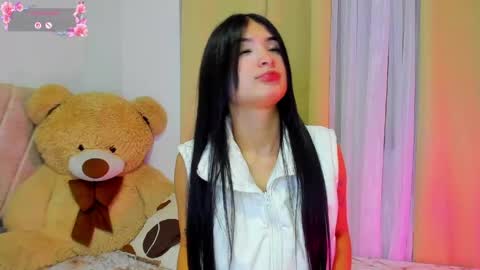 Lia Sweetty online show from May 1, 2026, 1:05 pm