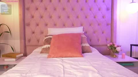 Snapshot of lia_velez_ chatting on May 14, 2026, 3:57 am LIA online show from May 14, 2026, 3:57 am