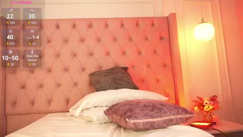 Snapshot of lia_velez_ chatting on July 28, 2026, 10:32 am LIA online show from July 28, 2026, 10:32 am