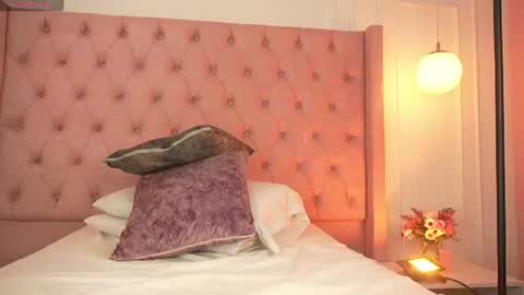 Snapshot of lia_velez_ chatting on August 1, 2026, 10:47 am LIA online show from August 1, 2026, 10:47 am