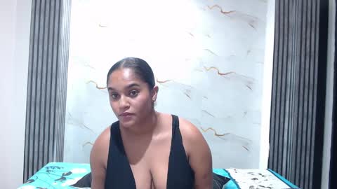 Snapshot of liaa_cams chatting on June 9, 2026, 2:45 am liaa_cams online show from June 9, 2026, 2:45 am