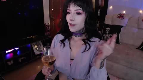 Snapshot of liaa_rodriguezz chatting on December 16, 2025, 2:38 am Liaa online show from December 16, 2025, 2:38 am