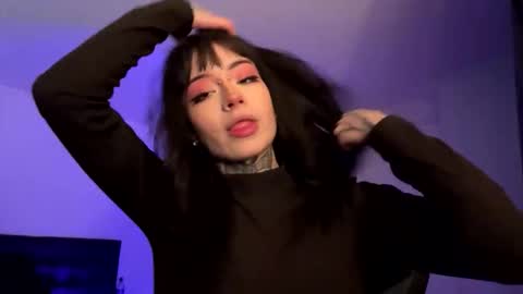 Liaa  online show from May 4, 2026, 10:39 pm
