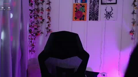 Snapshot of liaa_rodriguezz chatting on July 1, 2026, 8:52 pm Liaa online show from July 1, 2026, 8:52 pm