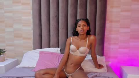 Lia online show from March 6, 2025, 1:48 am