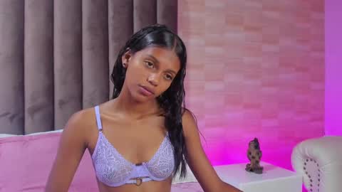 Lia online show from March 12, 2025, 7:28 pm