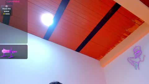 Liaa online show from June 15, 2026, 2:47 am