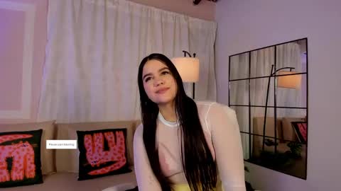 Lia online show from April 29, 2026, 12:09 pm