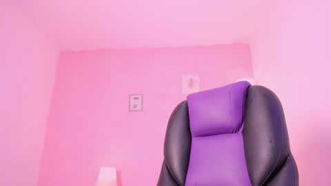 liaa moretzz online show from November 3, 2025, 12:57 am