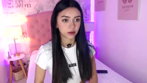Snapshot of liabunny_ chatting on July 6, 2026, 12:02 pm Lia 3 online show from July 6, 2026, 12:02 pm