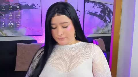 Lia Cox online show from May 2, 2026, 8:03 pm
