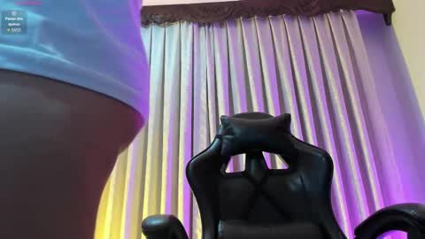 Lia online show from February 9, 2026, 11:03 am