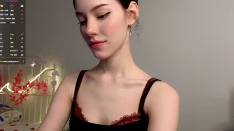 Lia  online show from July 17, 2026, 10:00 am