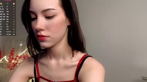 Lia  online show from August 8, 2026, 9:33 am