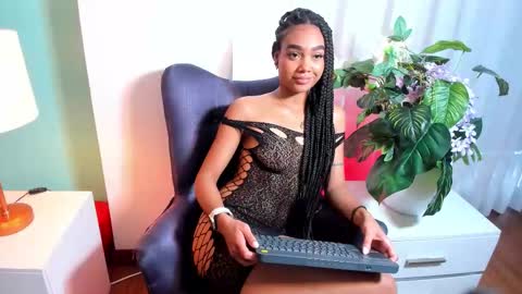 Liah Grey online show from March 25, 2026, 9:10 pm