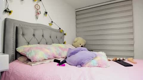 Snapshot of liahkimi chatting on March 11, 2025, 5:38 am Lia online show from March 11, 2025, 5:38 am