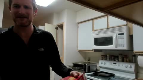 Snapshot of liam_1985 chatting on January 15, 2025, 11:51 pm Liam online show from January 15, 2025, 11:51 pm