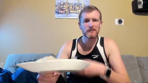 Snapshot of liam_1985 chatting on February 27, 2025, 1:16 am Liam online show from February 27, 2025, 1:16 am