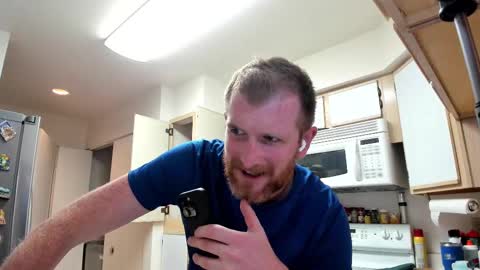 Snapshot of liam_1985 chatting on September 13, 2025, 4:07 pm Liam online show from September 13, 2025, 4:07 pm