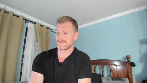 Snapshot of liam_1985 chatting on October 11, 2025, 12:32 am Liam online show from October 11, 2025, 12:32 am