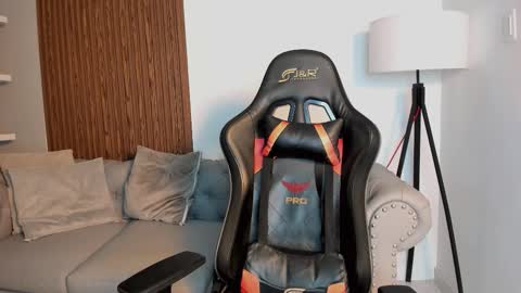 Liam Collins online show from September 13, 2025, 11:21 am