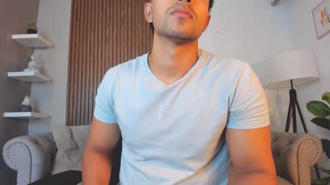 Liam Collins online show from September 26, 2025, 11:36 am