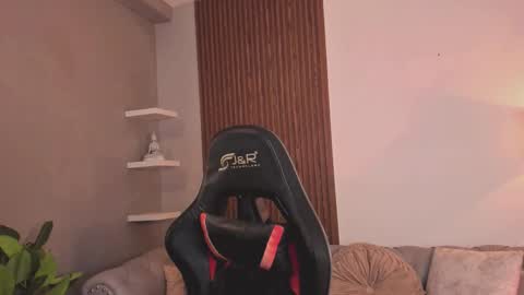 Liam Collins online show from February 7, 2026, 11:47 am