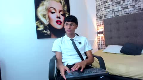 liam_heat1 online show from March 27, 2026, 7:46 pm