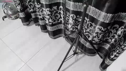 LIAM KLEIN online show from March 1, 2025, 11:17 am