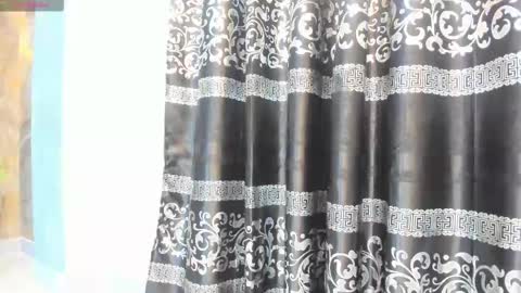 LIAM KLEIN online show from March 3, 2025, 11:22 am