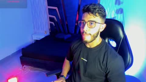 LIAM KLEIN online show from January 14, 2026, 11:16 am