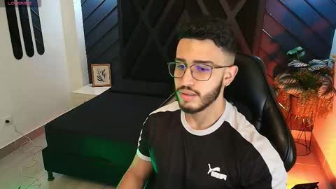 LIAM KLEIN online show from February 24, 2026, 11:19 am