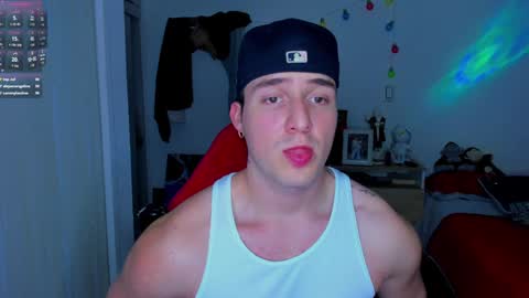 Snapshot of liam_oficial chatting on December 6, 2024, 3:08 am liam online show from December 6, 2024, 3:08 am