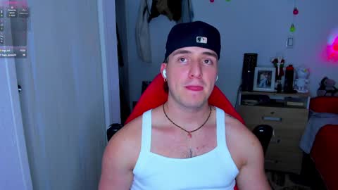 Snapshot of liam_oficial chatting on December 19, 2024, 7:51 am liam online show from December 19, 2024, 7:51 am