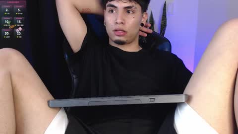 Liam online show from September 23, 2025, 5:32 am