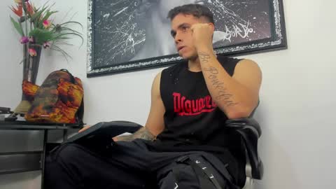 Liam online show from December 28, 2024, 2:43 am