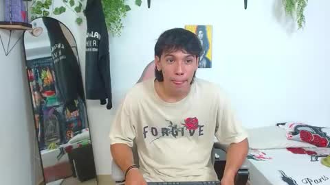 Snapshot of liam_xul chatting on September 9, 2025, 7:02 pm liamxul online show from September 9, 2025, 7:02 pm