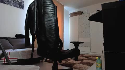 Liam online show from February 5, 2026, 7:46 am