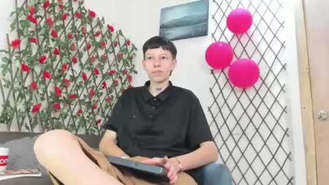 Snapshot of liambrown09 chatting on July 23, 2026, 7:12 pm Liam online show from July 23, 2026, 7:12 pm