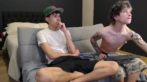 Snapshot of liamelf chatting on July 16, 2026, 6:08 am Liam online show from July 16, 2026, 6:08 am