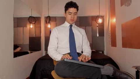 Liam online show from March 13, 2026, 11:28 am