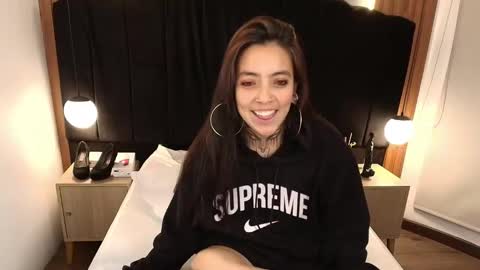 L I A M O N R O E online show from March 7, 2026, 12:13 pm