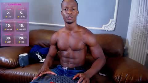 Snapshot of liamrivers_ chatting on November 20, 2025, 12:27 pm LiamRivers online show from November 20, 2025, 12:27 pm