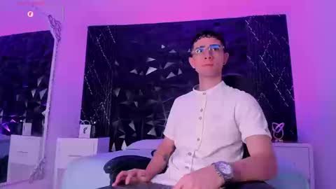 Snapshot of liamvegaa_ chatting on March 13, 2026, 8:37 pm Liam online show from March 13, 2026, 8:37 pm