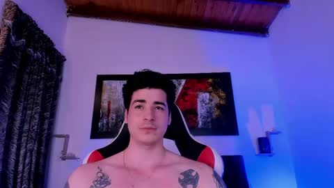 liamwyatt_ online show from May 30, 2026, 5:48 am